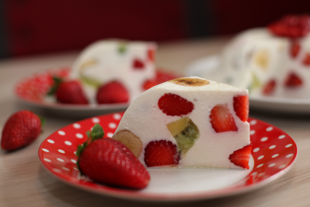Как приготовить творожный торт без выпечки с фруктами