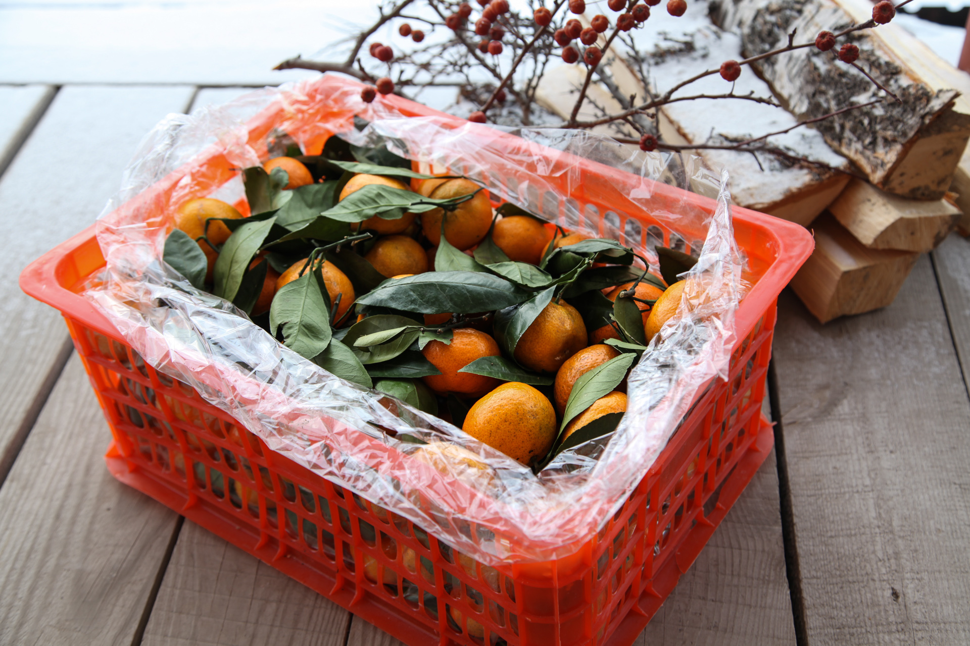 Набор мандаринов. Ящик с мандаринами. Ящик с апельсинами. Коробка с апельсинами. Коробка с мандаринами.